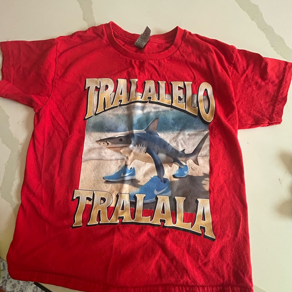 Gildan Red Kids' Shark Graphic Tee with Blue Accents